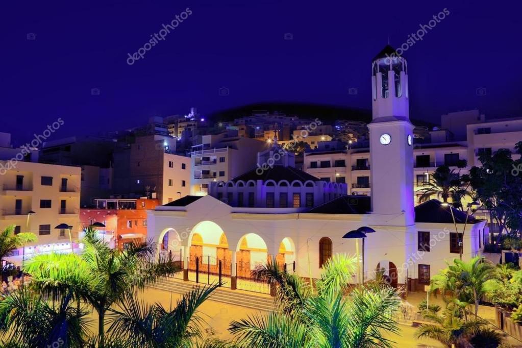 Tenerifeopenhome Bright Penthouse On The Beach Los Cristianos Arona  Exteriér fotografie